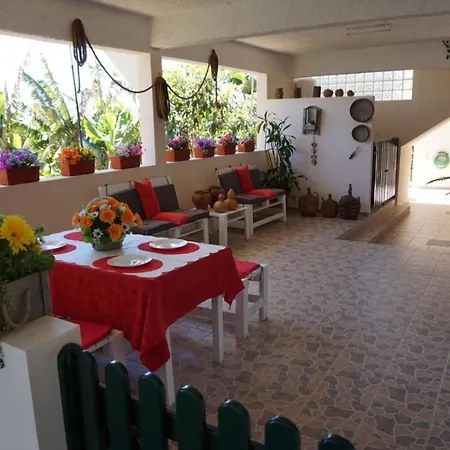 Tabua Suites Ii *