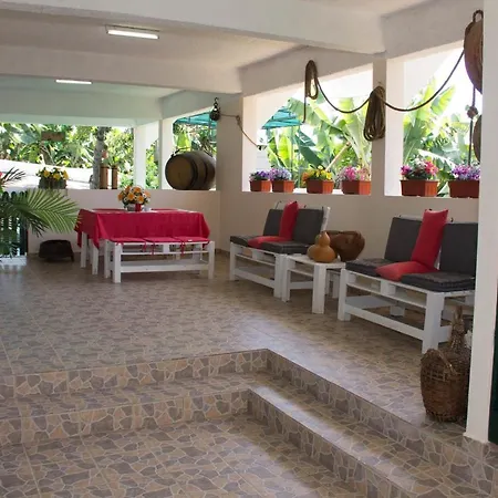 Tabua Suites Ii *